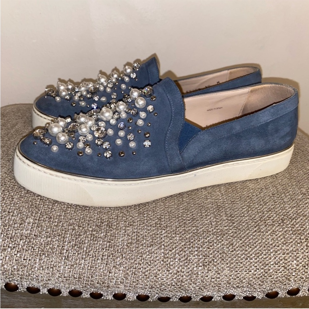 Stuart Weitzman Pearl Crystal Embellished Decor
White Platform Sneakers Slip Ons - Picture 7 of 14